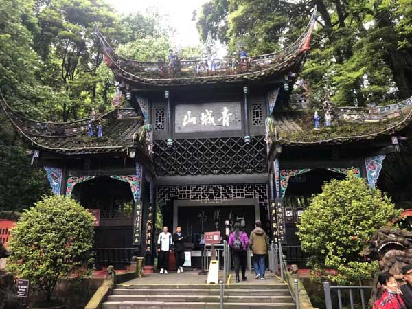 想要工程款不被拖欠？上海律師咨詢教你這樣做！